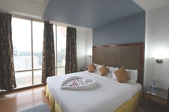 Hotel Arushan Grand